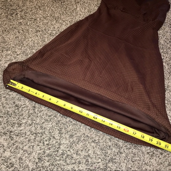 SOLD - beautiful flattering dress, size 4 see pics - Picture 9 of 11